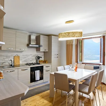 Little Country House In An Authentic Village Of Lake Como. Patio And Lake View *